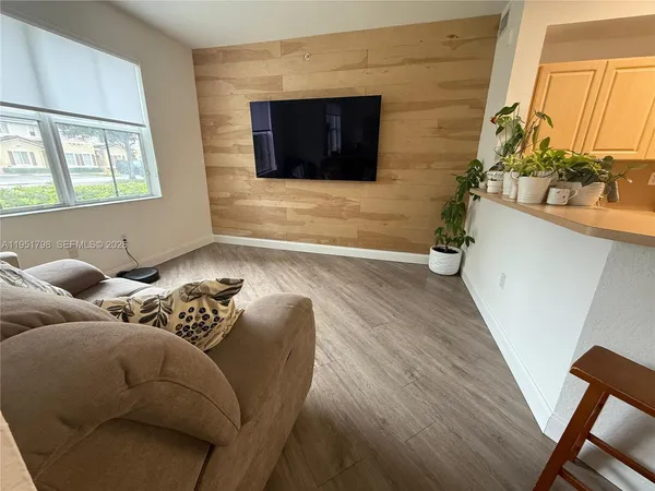 $428,000 | 8826 West Flagler Street, Unit 112, Miami, FL 33174