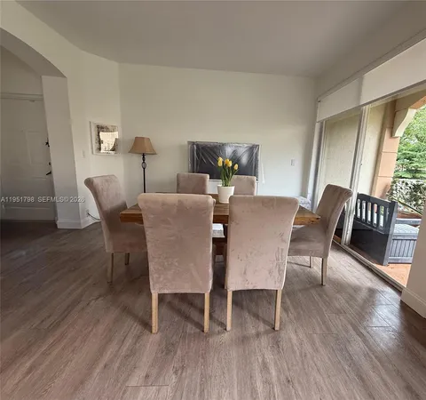 $428,000 | 8826 West Flagler Street, Unit 112, Miami, FL 33174