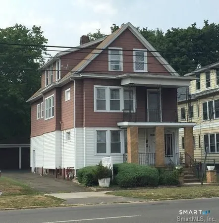 $1,750 | 1484 Dixwell Avenue, Unit 3, Hamden, CT 06514