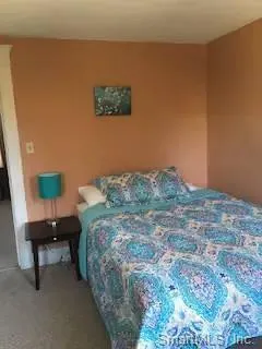 $1,750 | 1484 Dixwell Avenue, Unit 3, Hamden, CT 06514