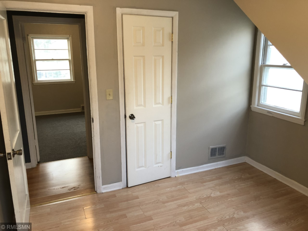 413 13th Avenue Southeast Rochester, MN 55904 - Photo 5 of 8 Gallery Image 5