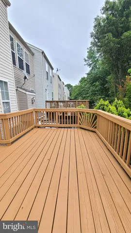 $2,400 | 1987 Teasel Court, Woodbridge, VA 22192