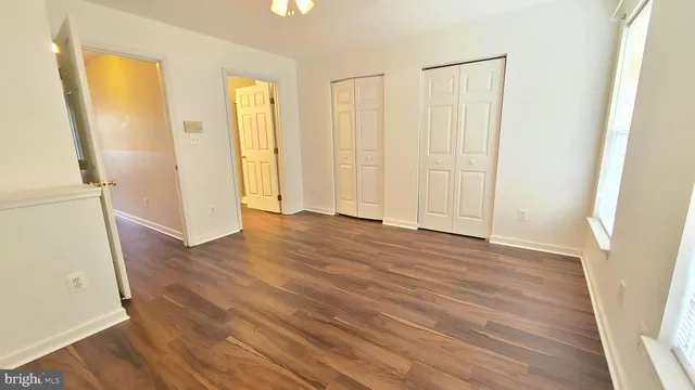 $2,400 | 1987 Teasel Court, Woodbridge, VA 22192