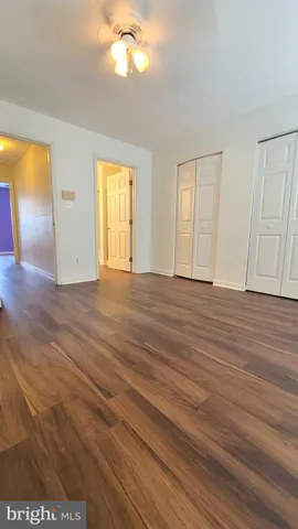 $2,400 | 1987 Teasel Court, Woodbridge, VA 22192