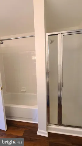 $2,400 | 1987 Teasel Court, Woodbridge, VA 22192