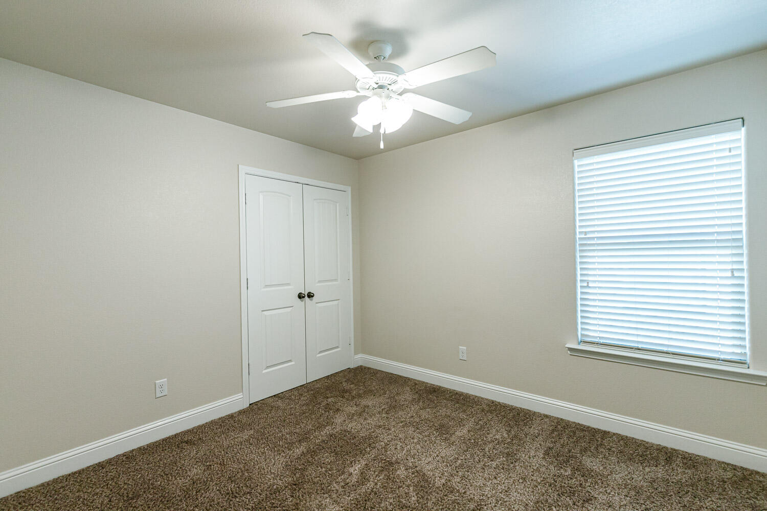 11207 Dover Avenue Lubbock, TX 79424 - Photo 13 of 18 11207 Dover Ave-54 (1)