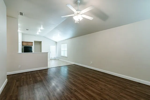 $1,600 | 11207 Dover Avenue, Lubbock, TX 79424