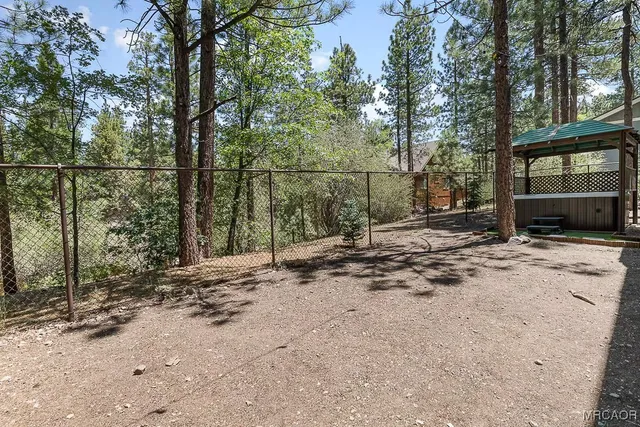 $3,400 | 42646 Constellation Drive, Big Bear Lake, CA 92315