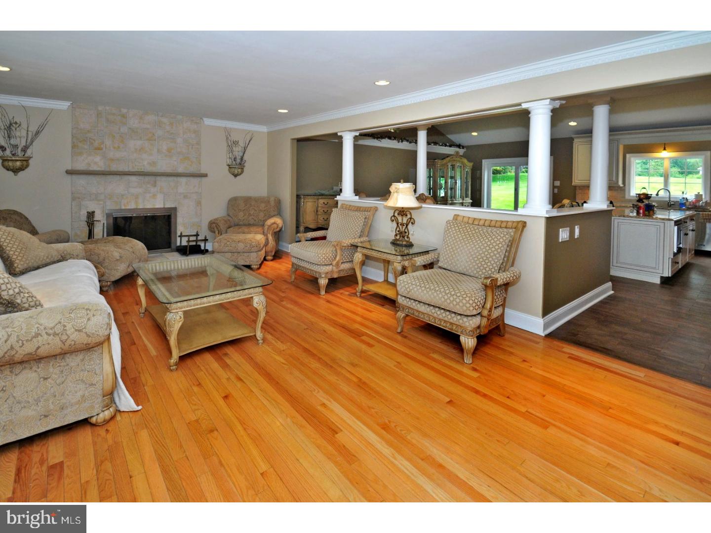 3521 Hale Road Huntingdon Valley, PA 19006 - Photo 3 of 25 Living Room