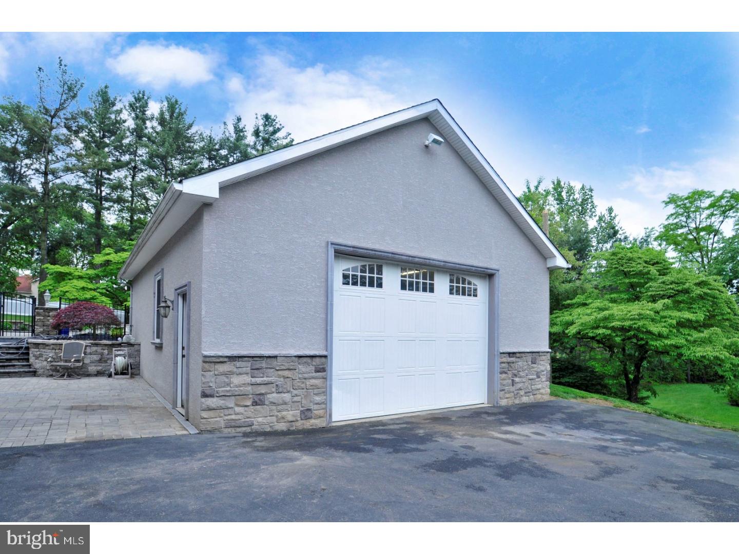 3521 Hale Road Huntingdon Valley, PA 19006 - Photo 24 of 25 Garage