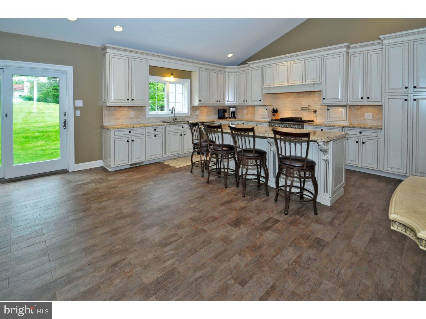 3521 Hale Road Huntingdon Valley, PA 19006 - Photo 6 of 25 Kitchen