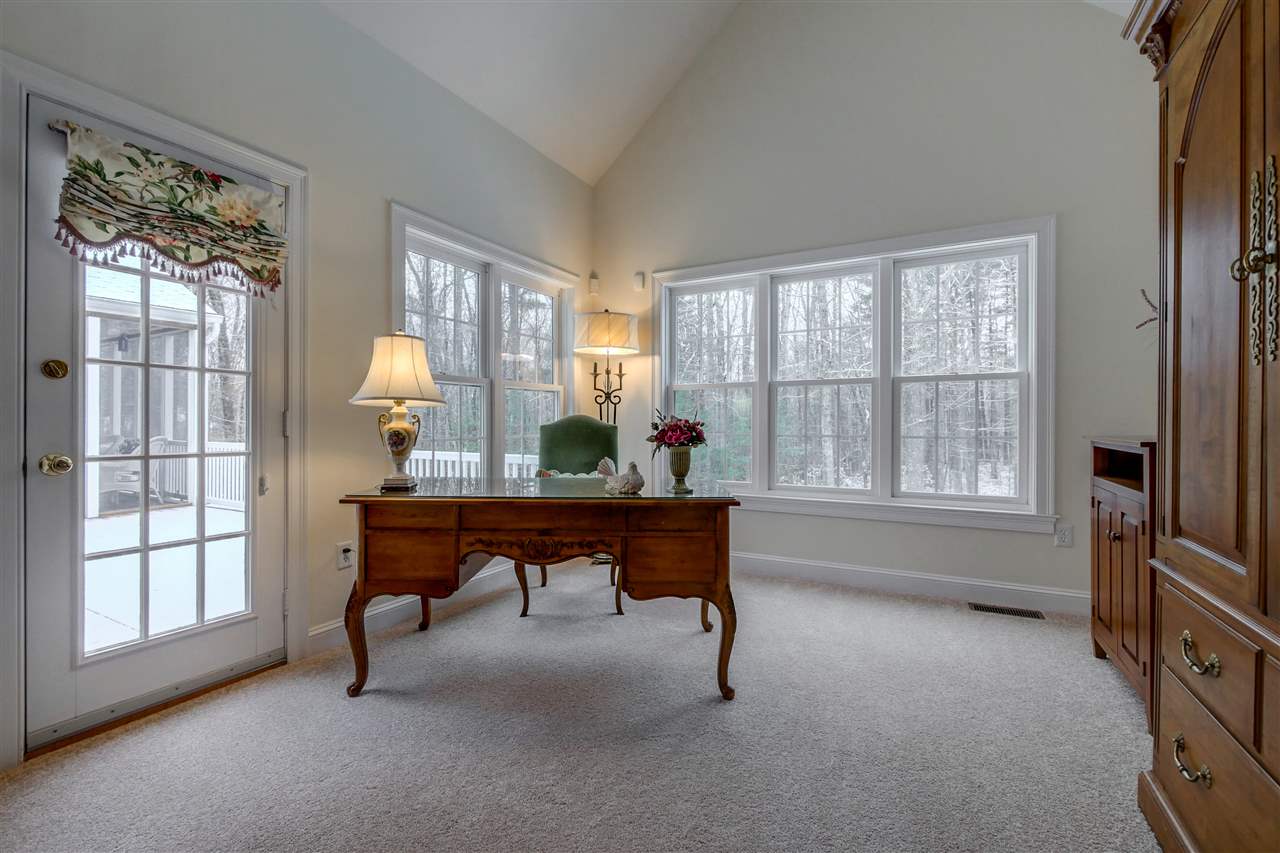 18 Powder Hill Road Bedford, NH 03110 - Photo 23 of 40