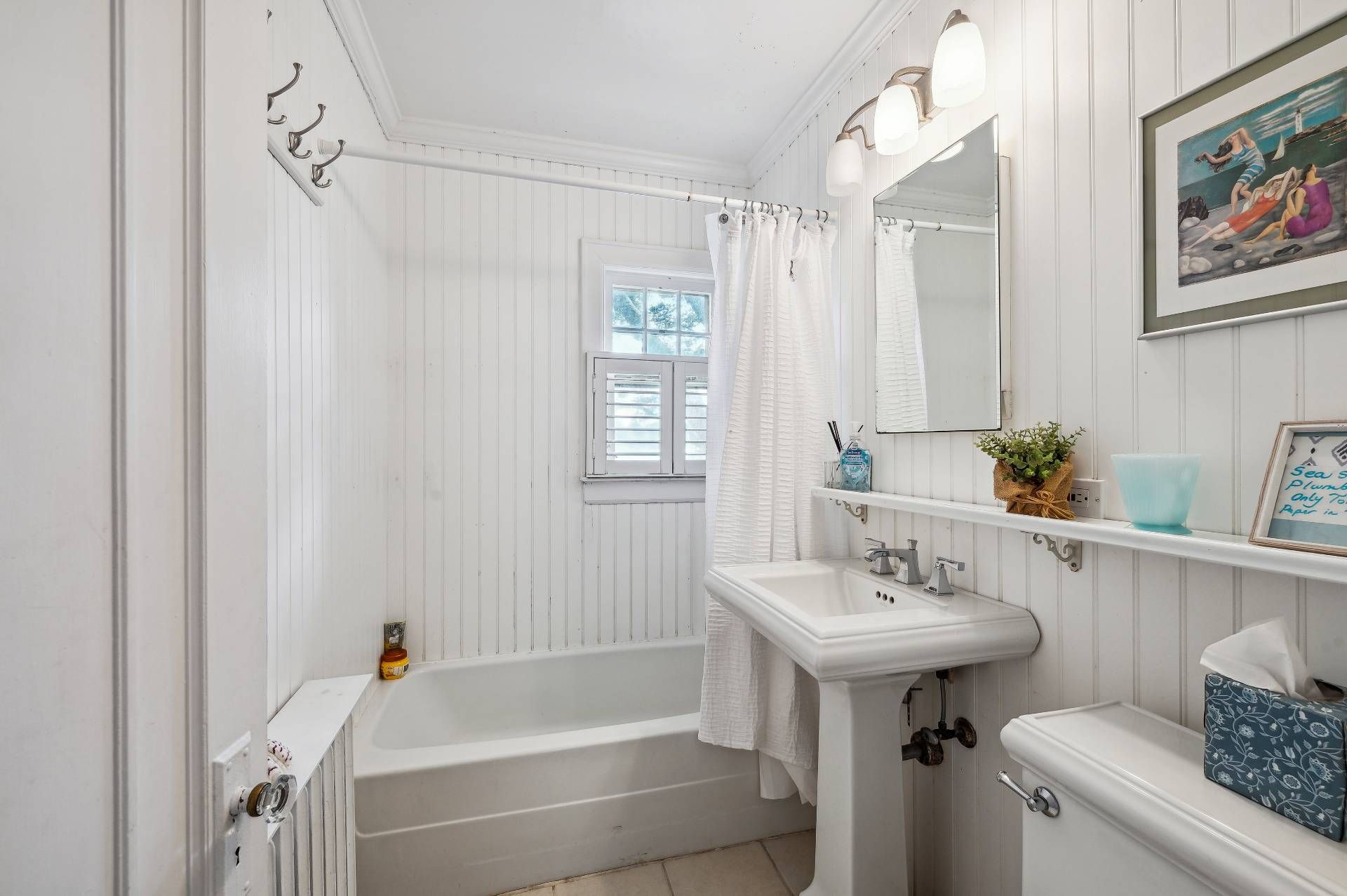 64 Towd Point Road Southampton, NY 11968 - Photo 11 of 21 Gallery Image 11