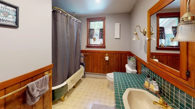 $299,500 | 823 Grindstone Road, East Millinocket, ME 04460