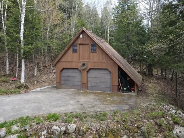 $299,500 | 823 Grindstone Road, East Millinocket, ME 04460