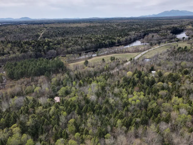 $299,500 | 823 Grindstone Road, East Millinocket, ME 04460