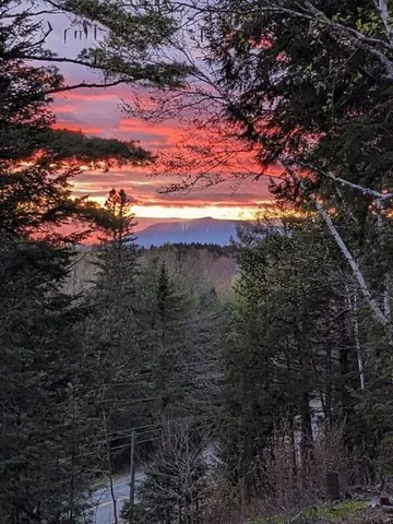 $299,500 | 823 Grindstone Road, East Millinocket, ME 04460