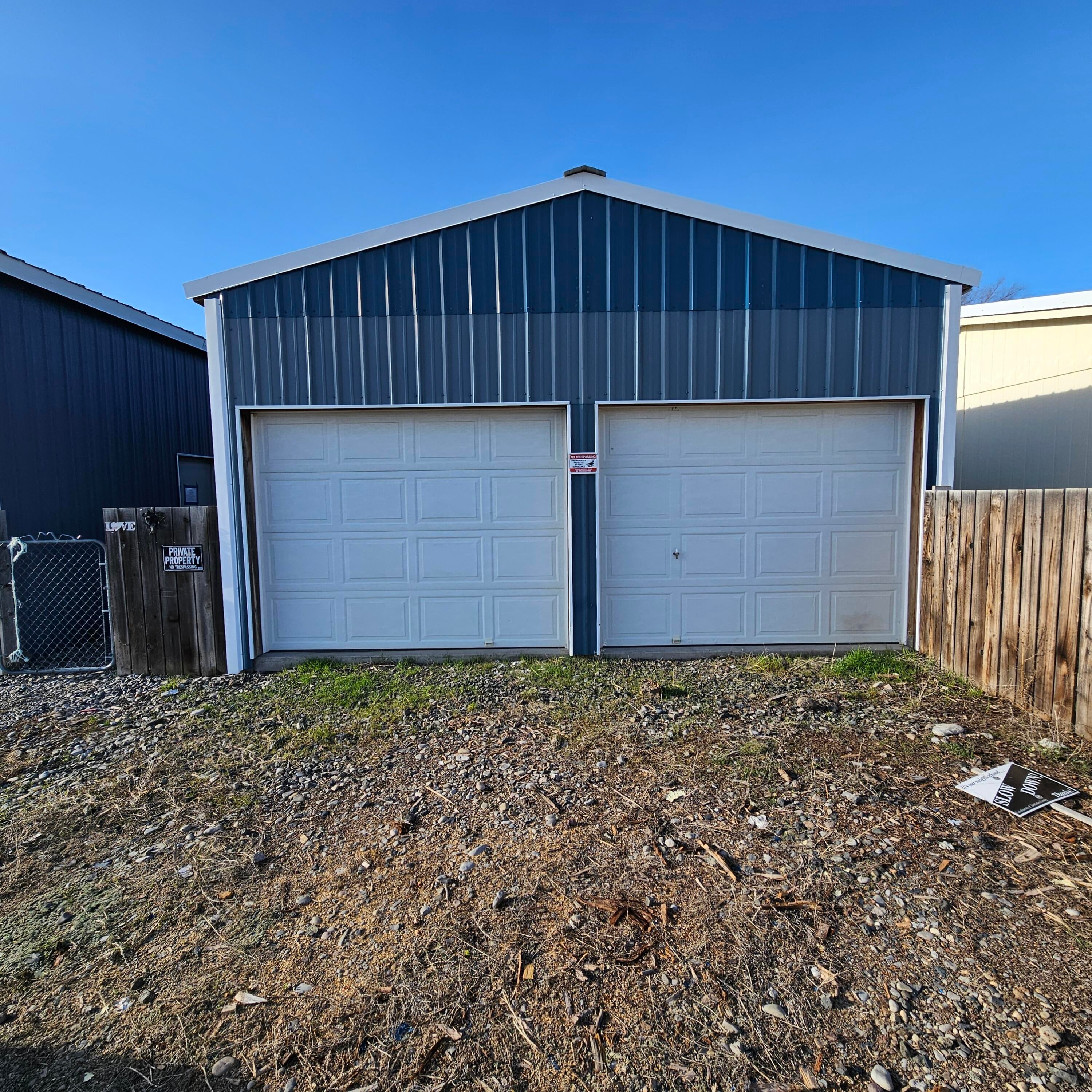 58935 Fossil Lake Road Christmas Valley, OR 97641 - Photo 4 of 19 garage