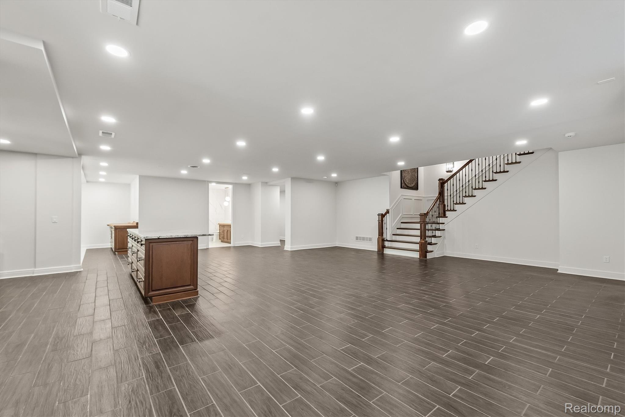 2475 Creekside Court Rochester, MI 48306 - Photo 47 of 91 053-Creekside-14.jpg