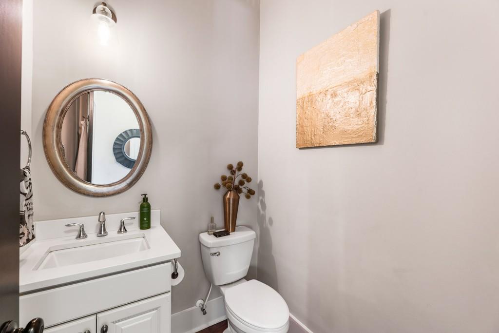 7280 Samples Field Road Cumming, GA 30040 - Photo 11 of 65