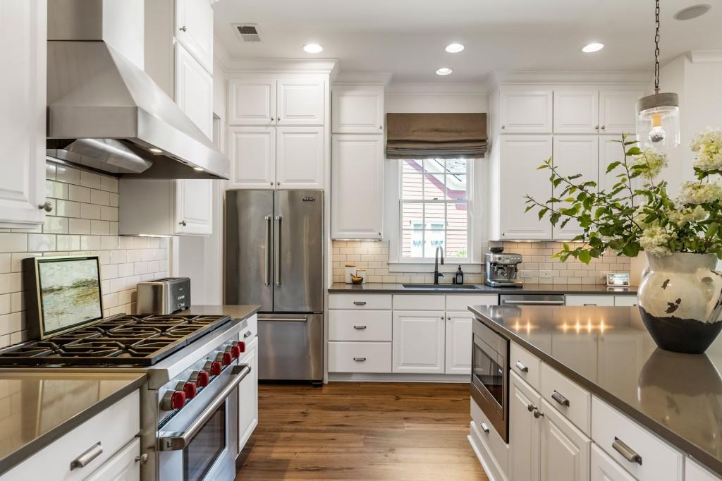 7280 Samples Field Road Cumming, GA 30040 - Photo 15 of 65