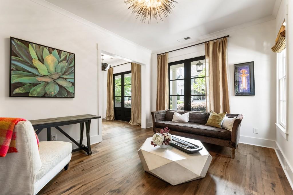 7280 Samples Field Road Cumming, GA 30040 - Photo 8 of 65