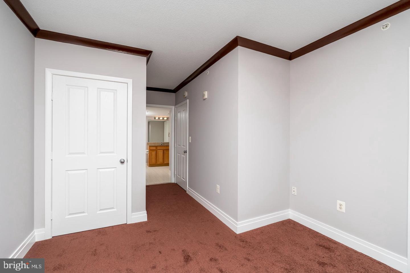 414 Water Street, Unit 2611 Baltimore, MD 21202 - Photo 13 of 23 a view of an empty room