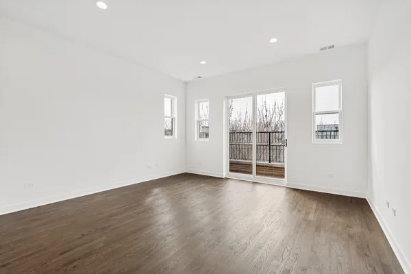 $3,900 | 1952 West Ohio Street, Unit 3E, Chicago, IL 60622