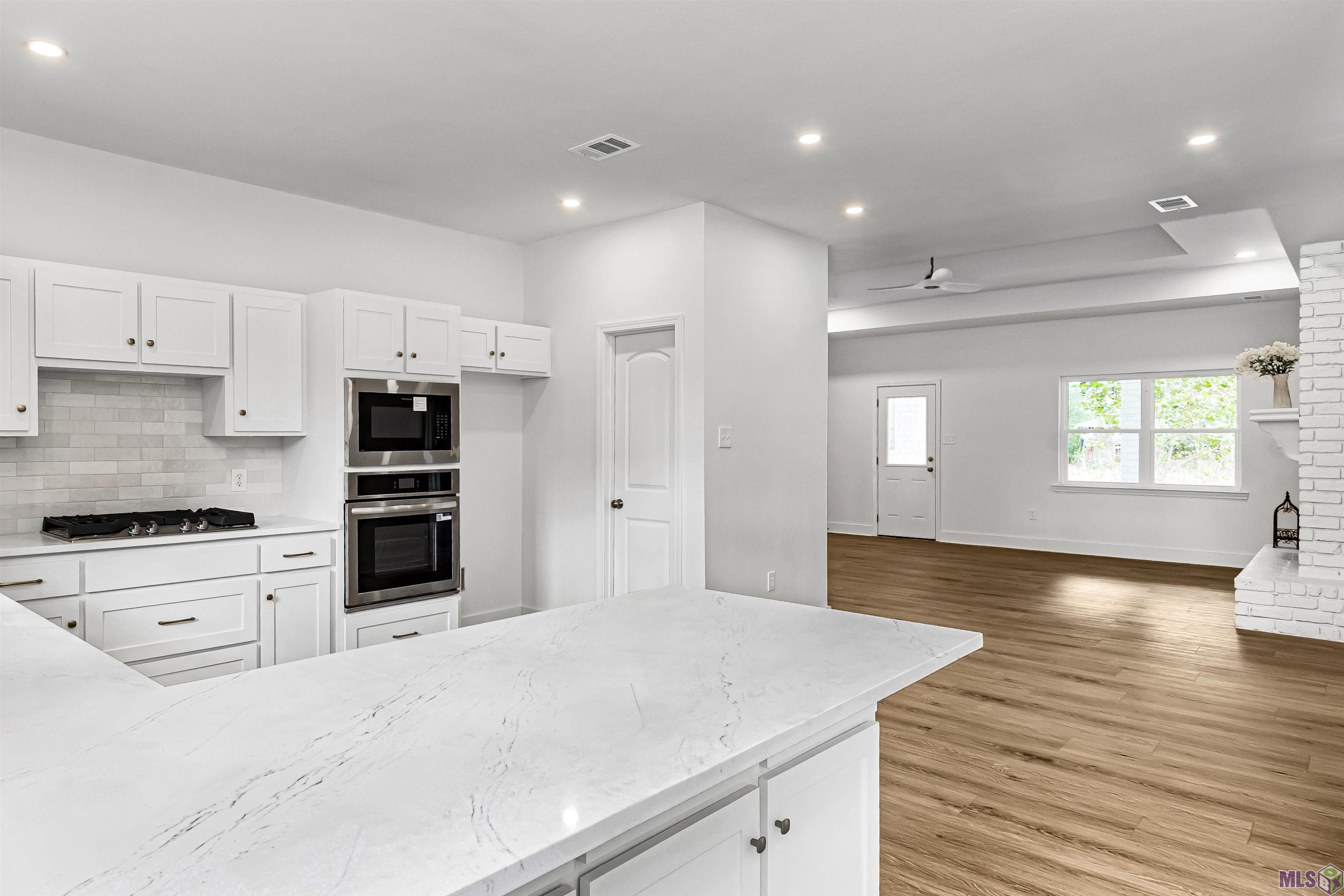 12833 Port Hudson-Pride Road Zachary, LA 70791 - Photo 11 of 48