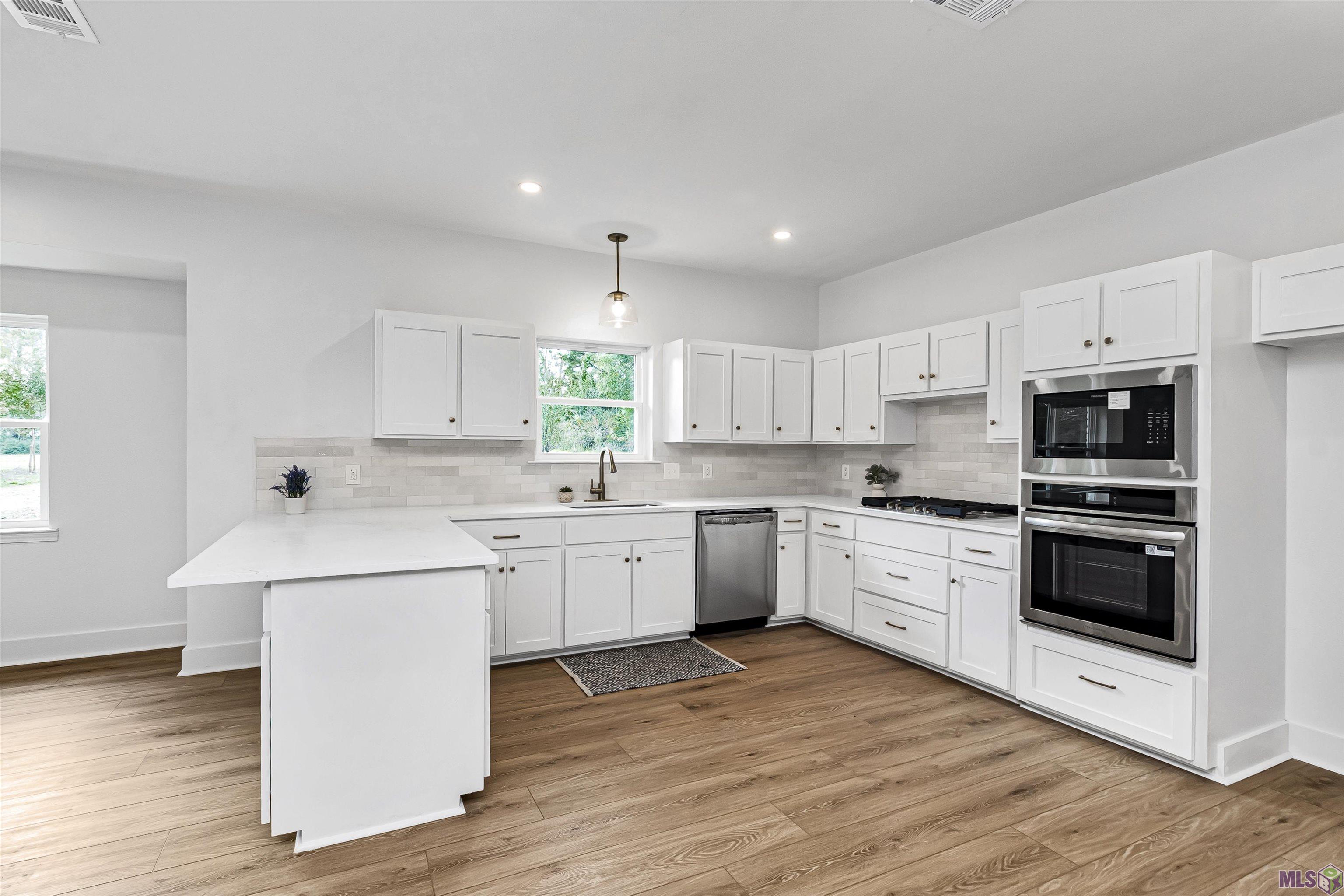 12833 Port Hudson-Pride Road Zachary, LA 70791 - Photo 13 of 48