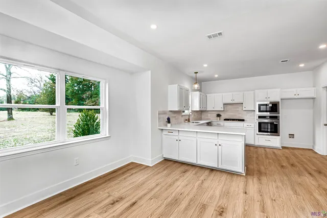 $485,000 | 12833 Port Hudson-Pride Road, Zachary, LA 70791