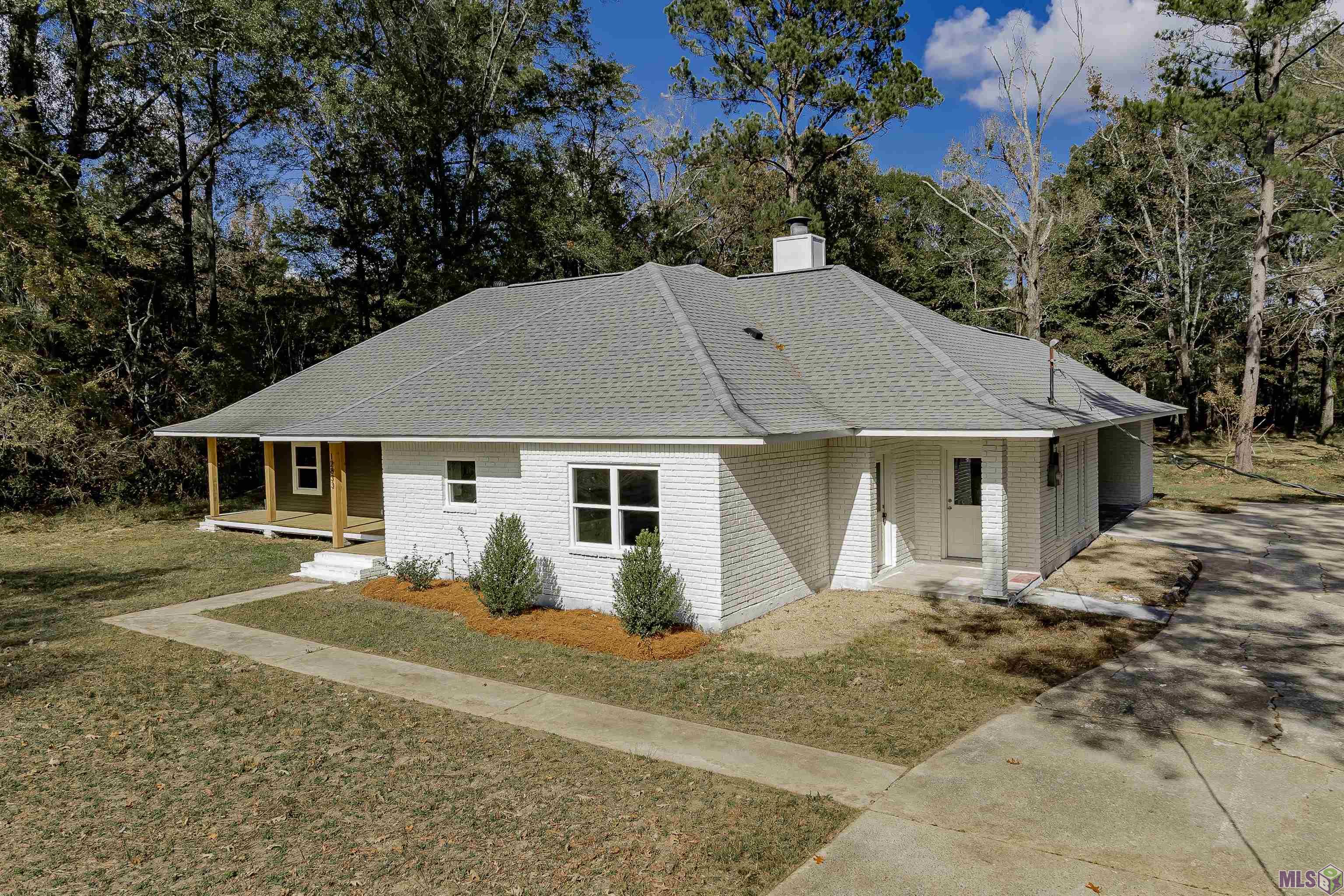 12833 Port Hudson-Pride Road Zachary, LA 70791 - Photo 4 of 48