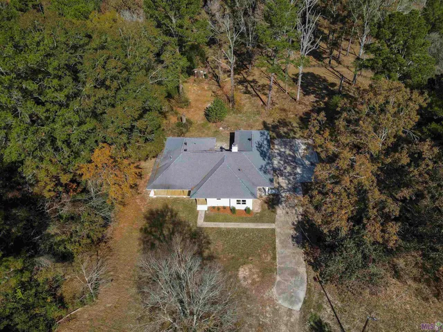 $485,000 | 12833 Port Hudson-Pride Road, Zachary, LA 70791