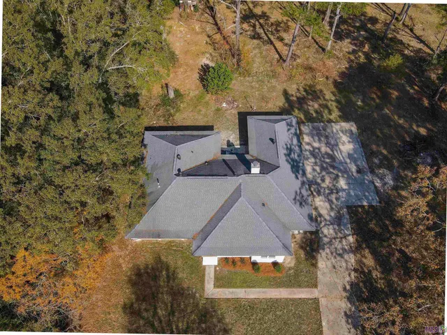 $485,000 | 12833 Port Hudson-Pride Road, Zachary, LA 70791