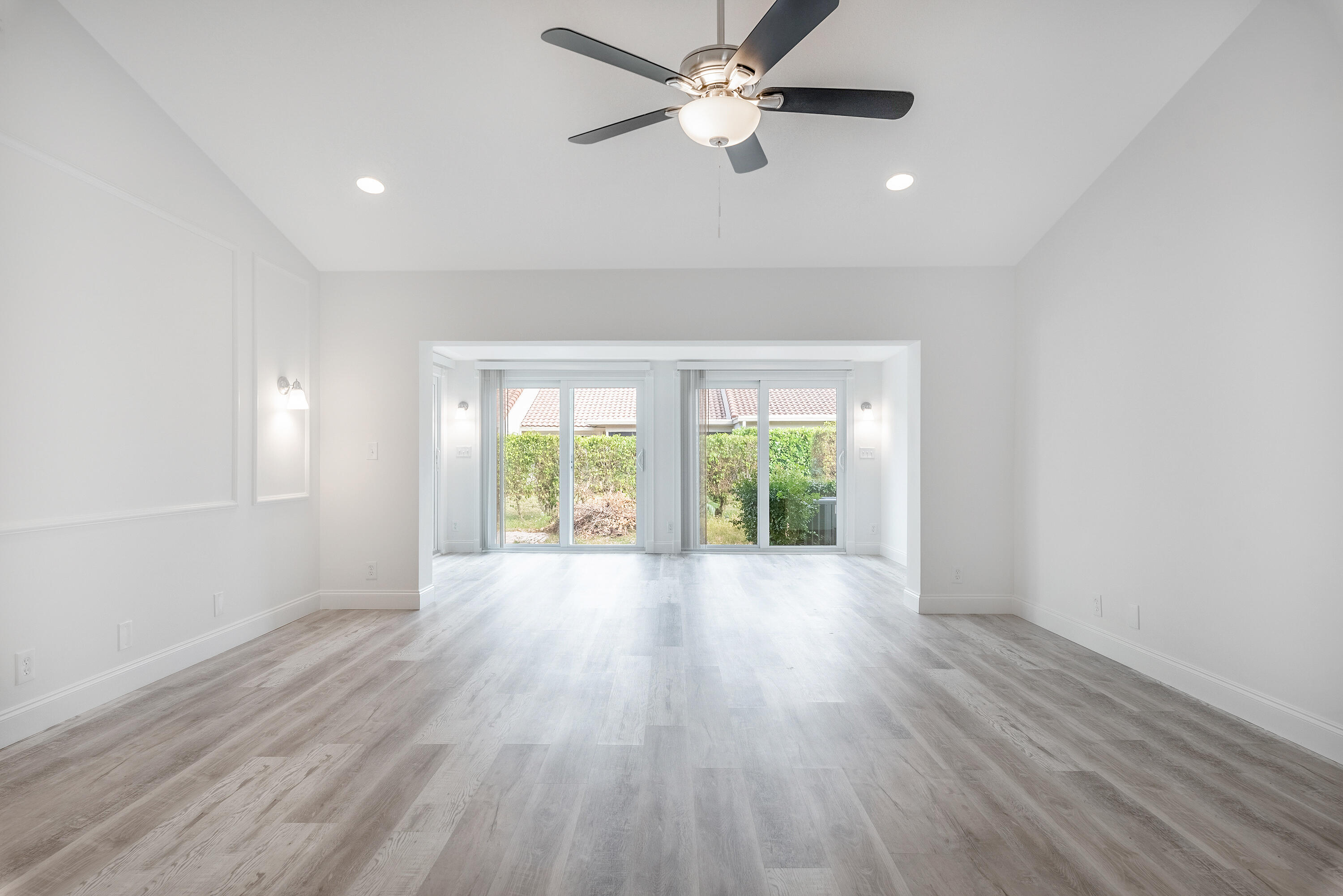 21570 Guadalajara Avenue Boca Raton, FL 33433 - Photo 13 of 27 21570GuadalajaraAveBoca-8 (2)