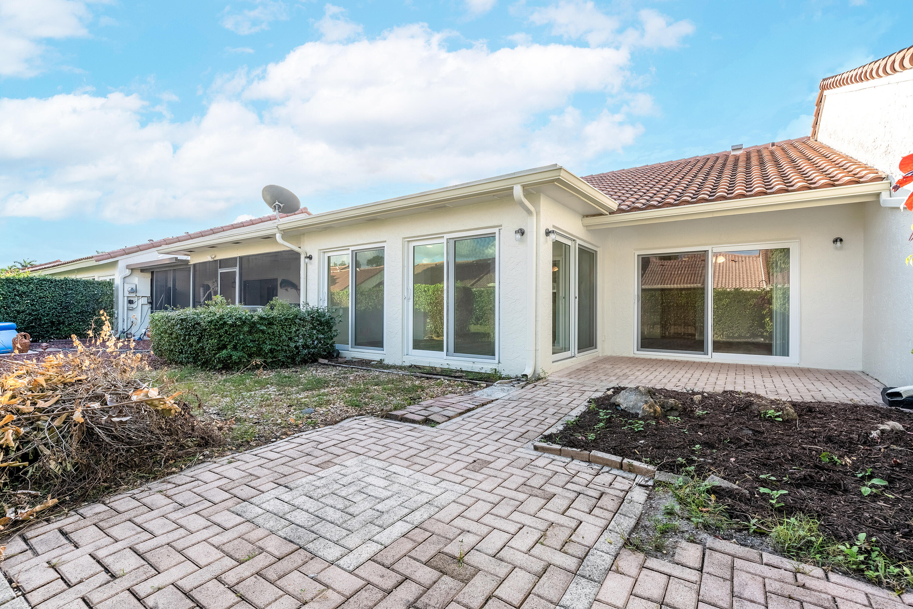 21570 Guadalajara Avenue Boca Raton, FL 33433 - Photo 24 of 27 21570GuadalajaraAveBoca-30 (2)