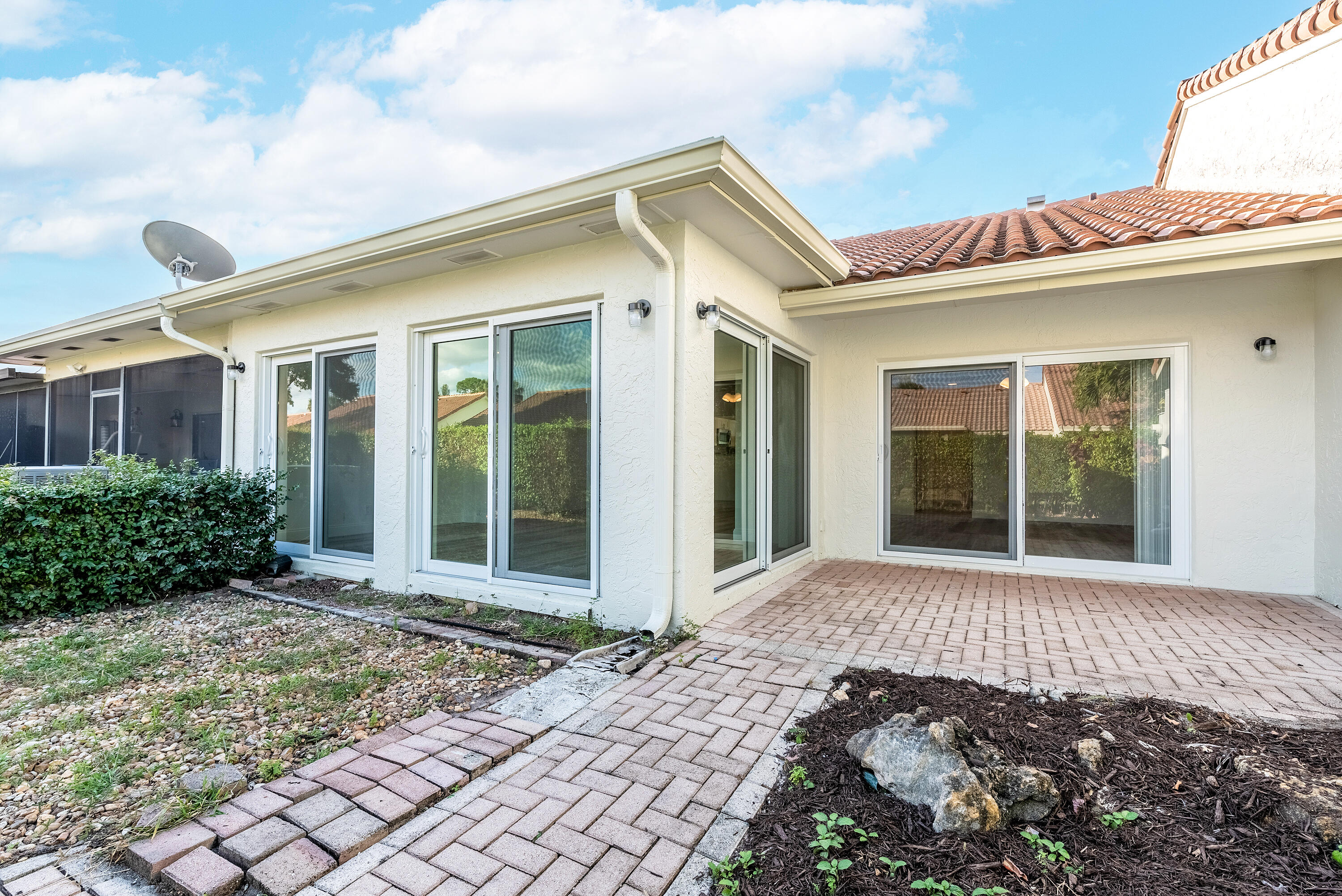 21570 Guadalajara Avenue Boca Raton, FL 33433 - Photo 25 of 27 21570GuadalajaraAveBoca-31 (2)