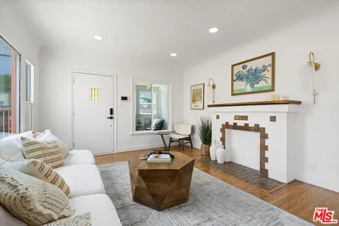 $599,000 | 2941 Redondo Boulevard, Los Angeles, CA 90016