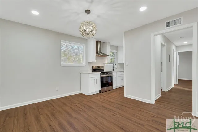 $1,925 | 206 Seminole Street, Savannah, GA 31406