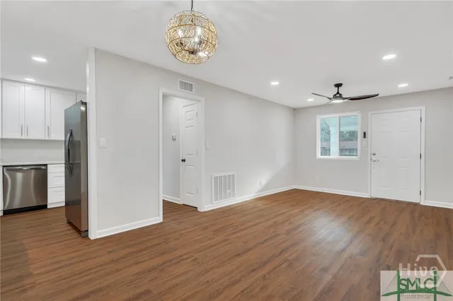 $1,925 | 206 Seminole Street, Savannah, GA 31406