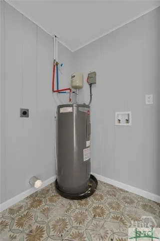 $1,925 | 206 Seminole Street, Savannah, GA 31406