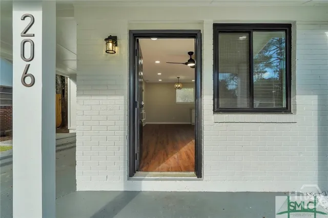 $1,925 | 206 Seminole Street, Savannah, GA 31406