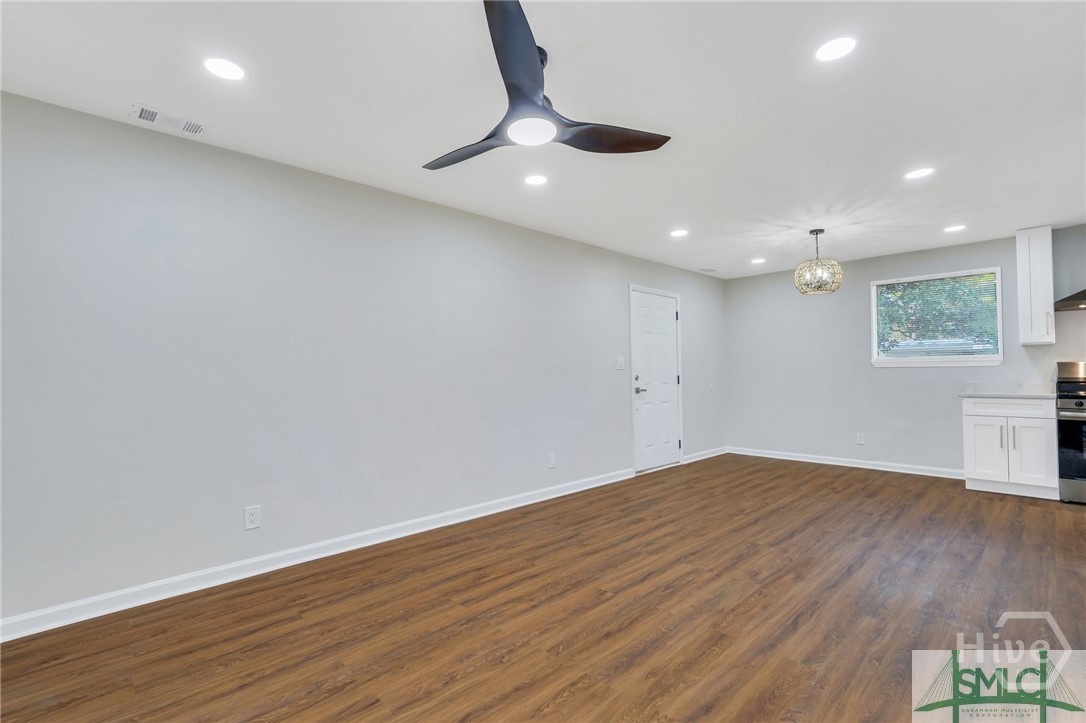 206 Seminole Street Savannah, GA 31406 - Photo 9 of 43