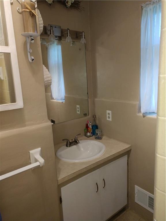 3919 Idlewood Road Hickory, NC 28601 - Photo 23 of 46 Gallery Image 23