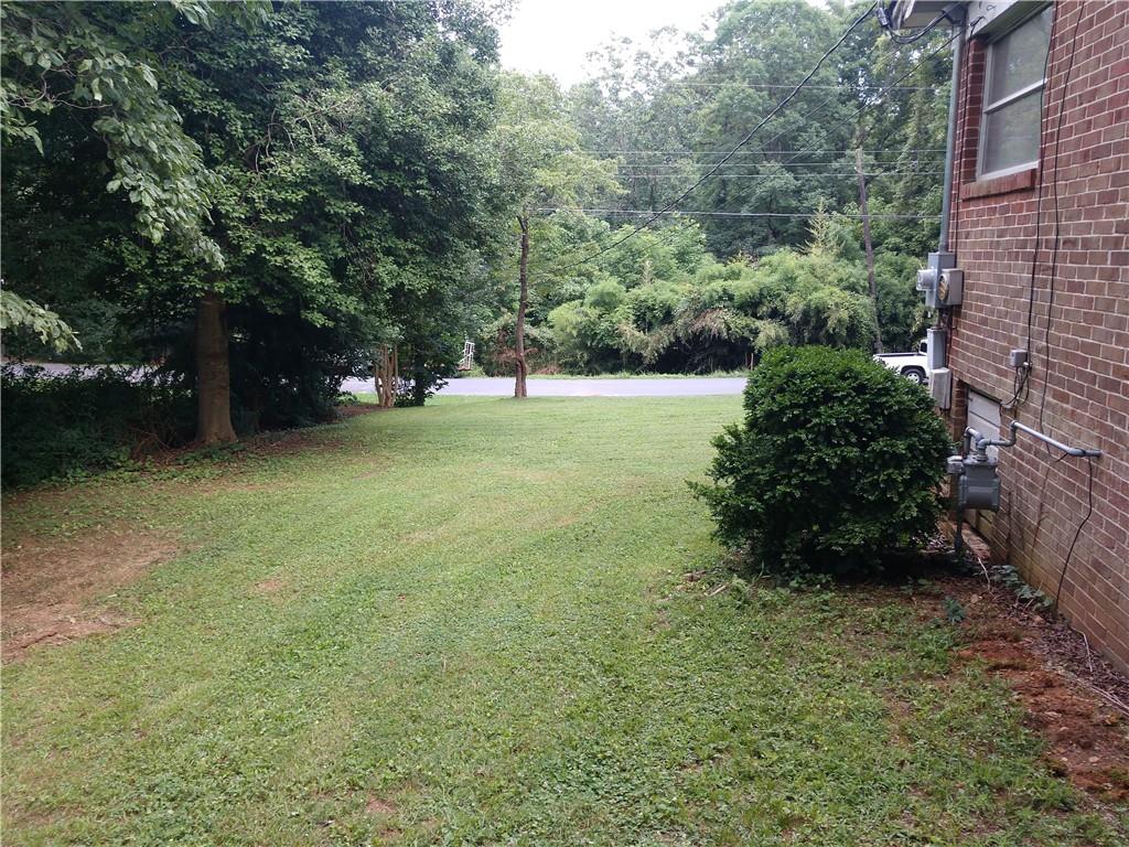 3919 Idlewood Road Hickory, NC 28601 - Photo 4 of 46 Gallery Image 4