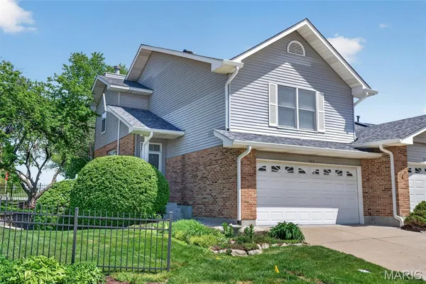 $260,000 | 102 Parc Forest Trail, Unit 8A, St. Charles, MO 63303