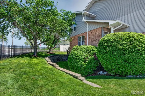 $260,000 | 102 Parc Forest Trail, Unit 8A, St. Charles, MO 63303