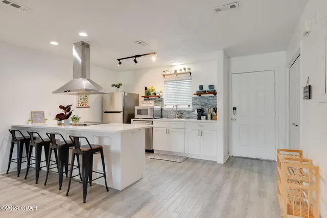 $675,000 | 6315 Hilltop Avenue, Panama City, FL 32408