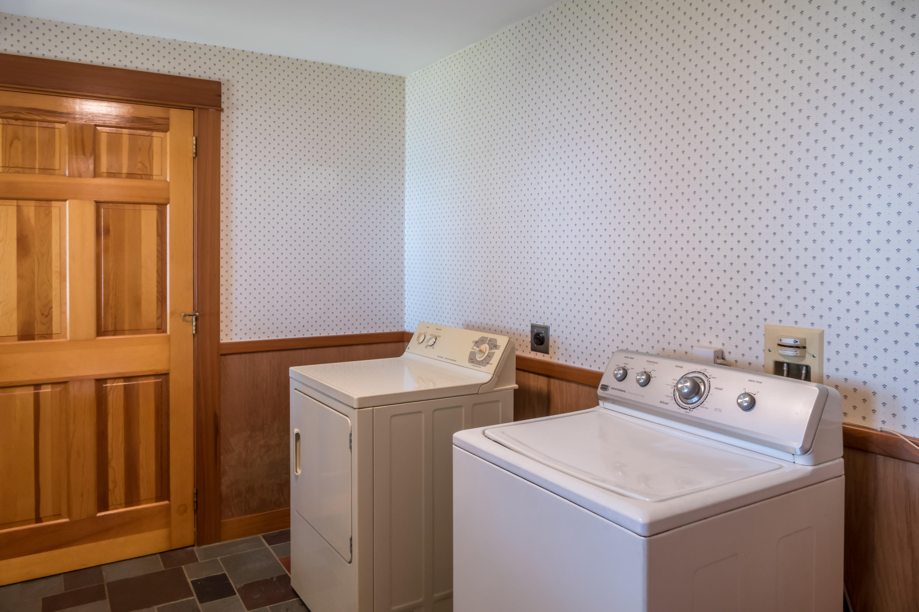 3 McKinney Road Harpswell, ME 04079 - Photo 26 of 40 Laundry