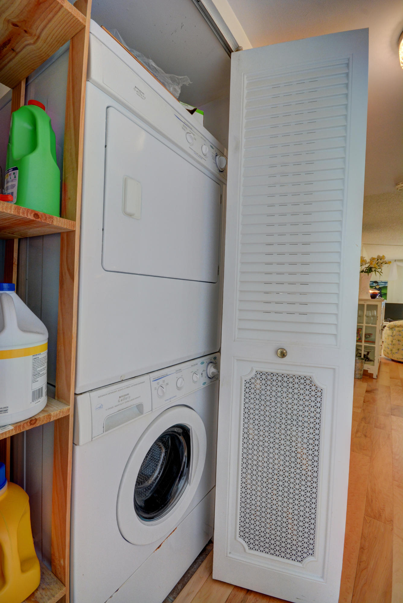 RS 6699 NW 2nd Ave PH -L-25